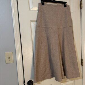 High waisted and drop waisted - tan skirt